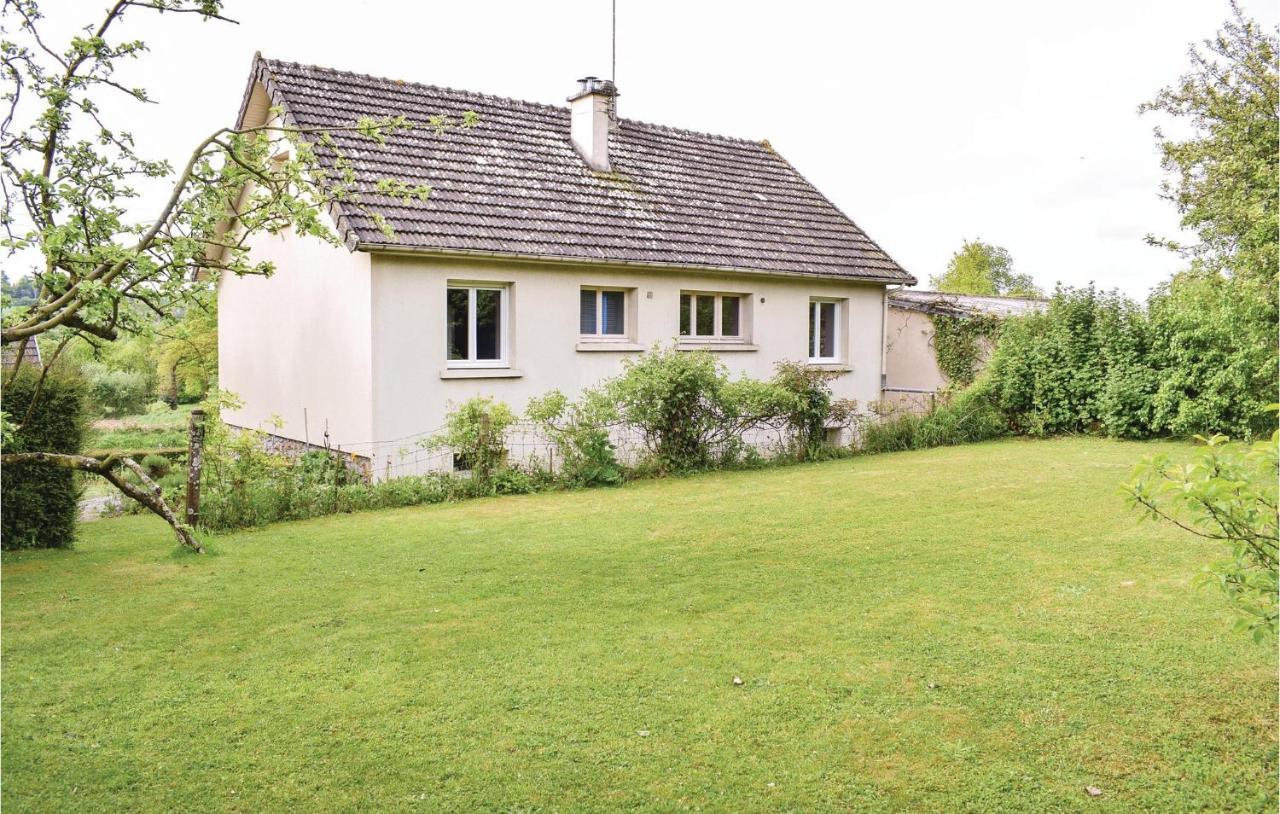 Holiday Home In Montsernelle Lithaire エクステリア 写真
